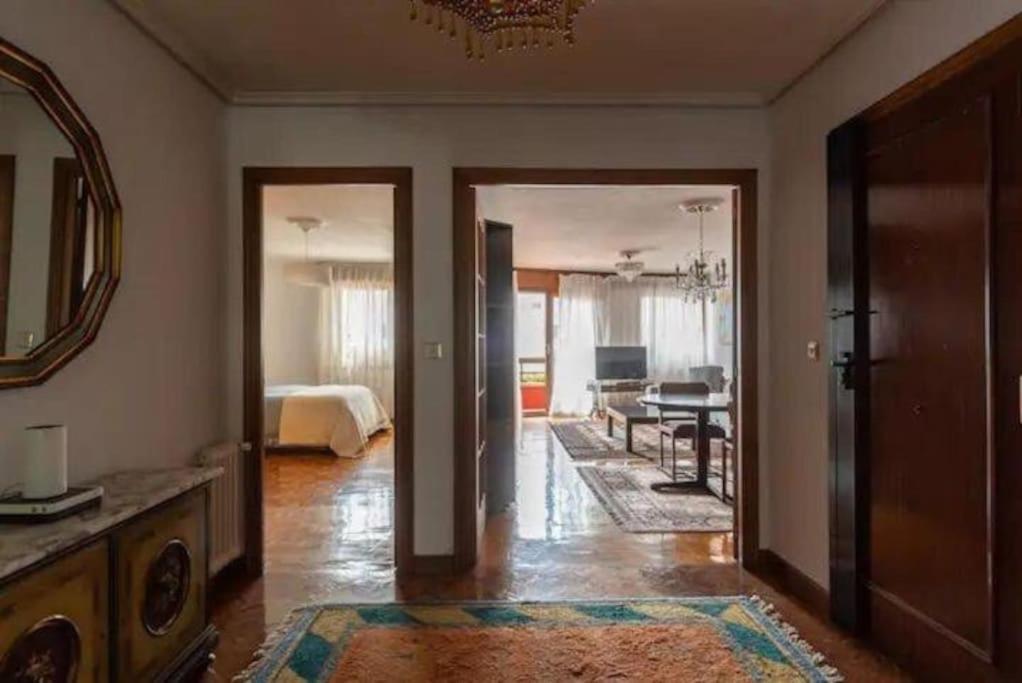 Luminoso Piso Grande Con Garaje En El Centro. Lejlighed Santander Eksteriør billede